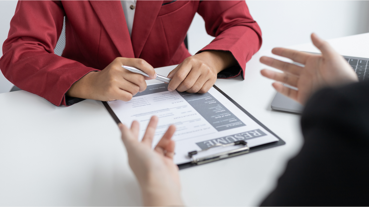 2. 社会保険労務士が教える！優良な保育士転職エージェントの賢い選び方