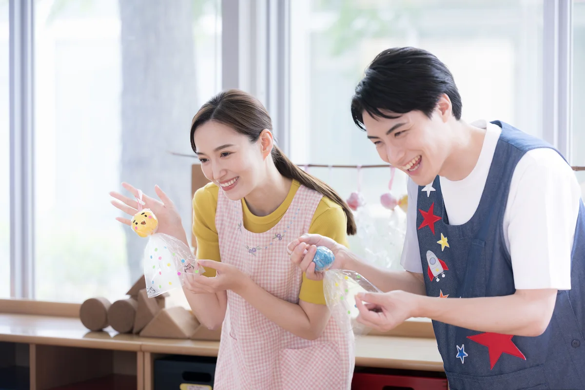 1. 保育士が「派遣」で働く仕組みと正社員・パートとの違い